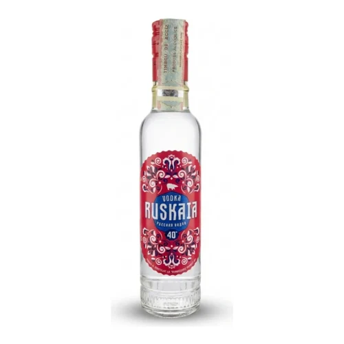 Водка Russkaya Vodka 40% 0.245L